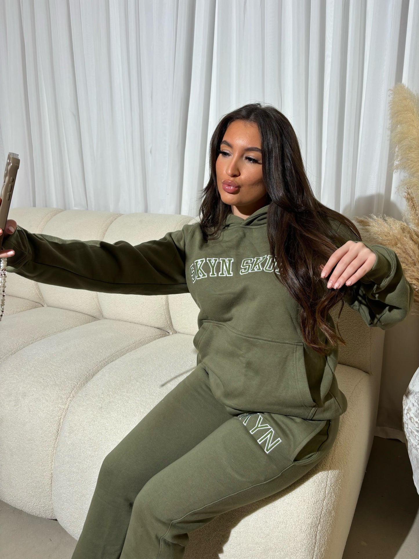 Tracksuit “khaki girl”💚