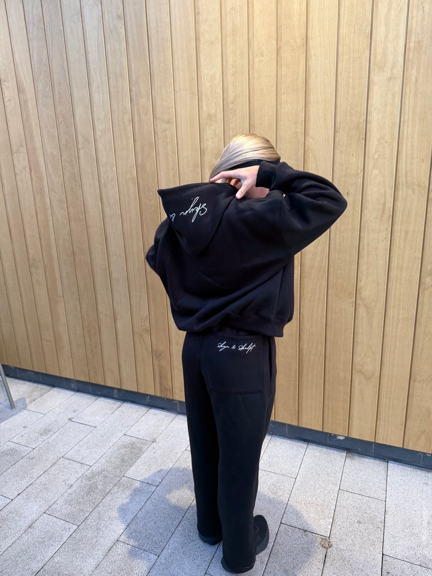 Signature ease - eclipse ✍️